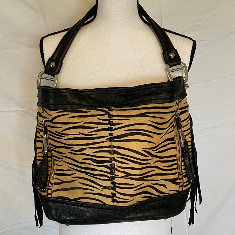 B Makowsky purse